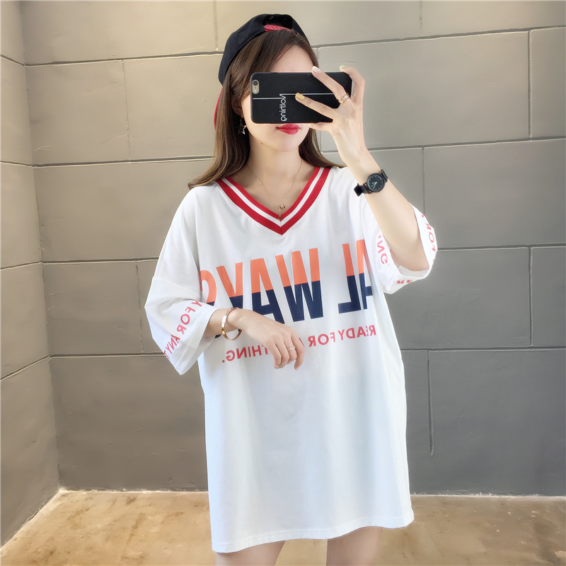 VK旗艦店 韓國學院風字母印花寬鬆T恤長版短袖上衣