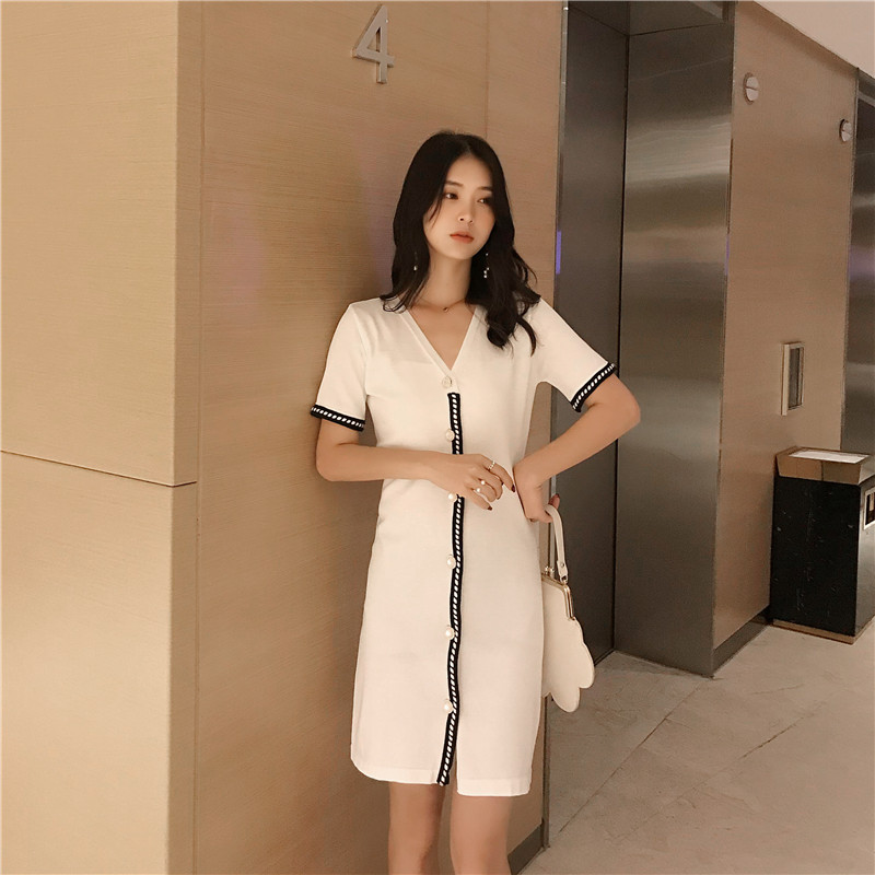 VK旗艦店 韓國風V領單排扣針織短袖洋裝