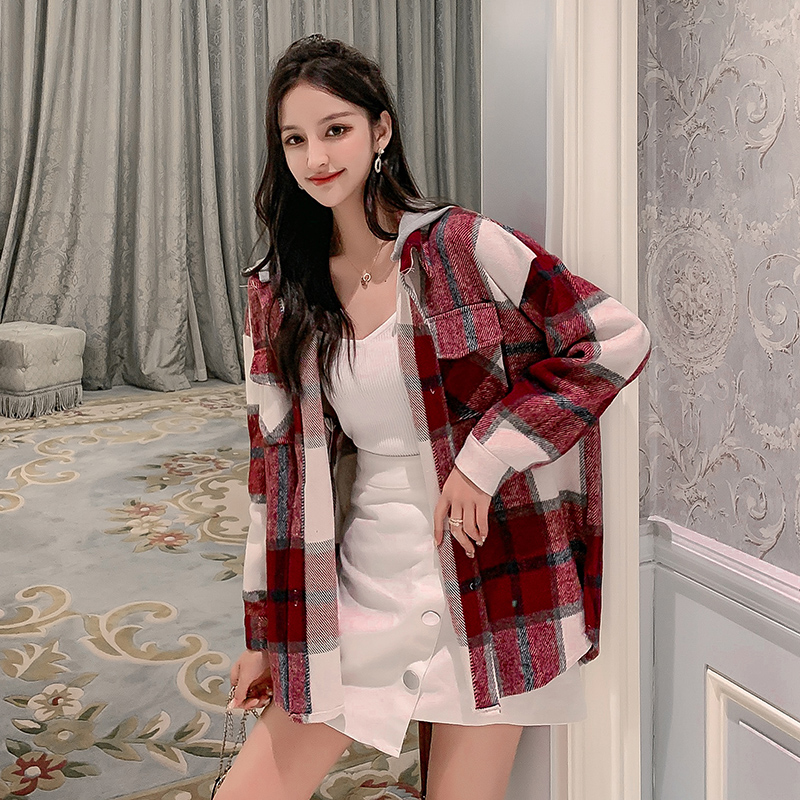 实拍现货2019秋冬辣妈韩版孕妇宽松百搭翻领格子长袖呢子外套女