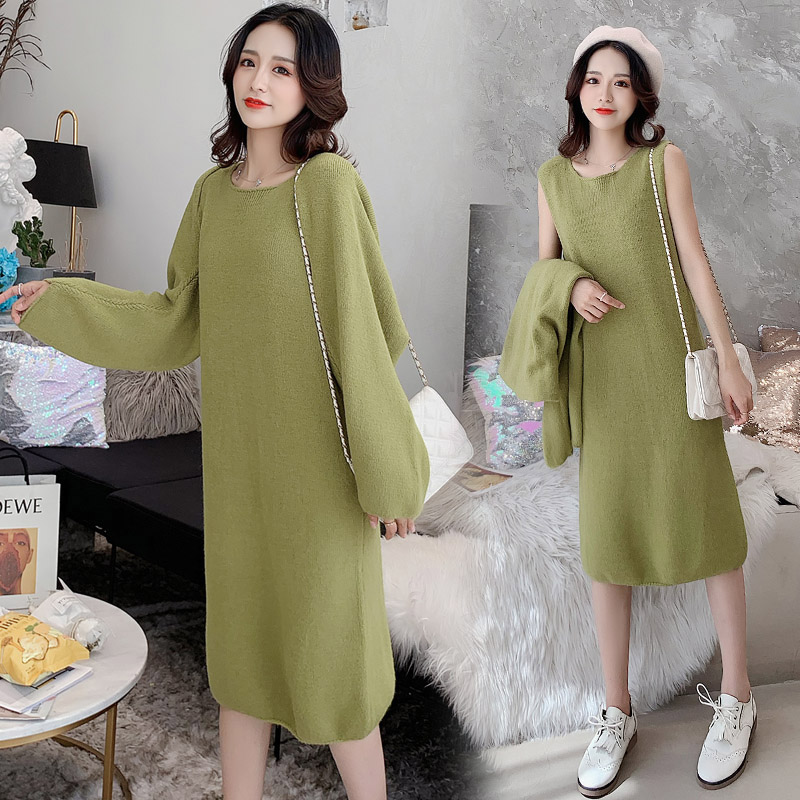 实拍现货2019秋冬潮妈针织披肩套装女时尚韩版显瘦吊带裙两件套女