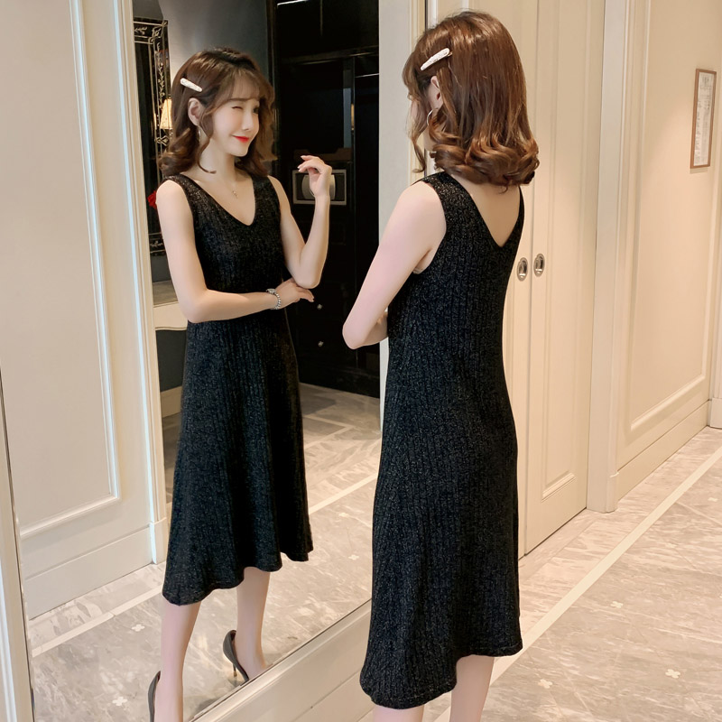 实拍现货2020年春夏款新款潮妈很仙的韩版百搭小众吊带冰丝连衣裙