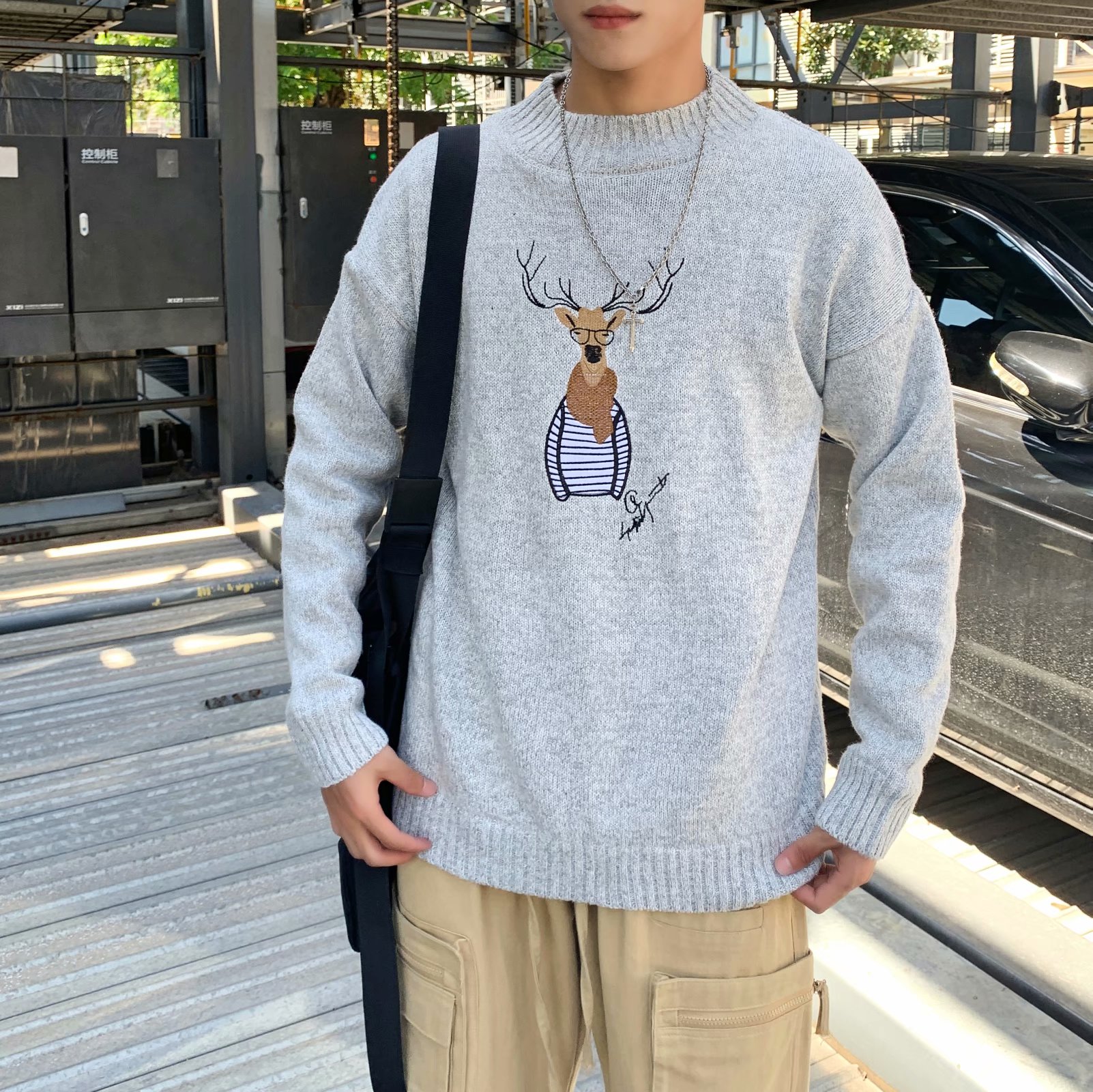 实拍 纯色韩版潮流卡通刺绣上衣港风街头日系圆领百搭学生卫衣