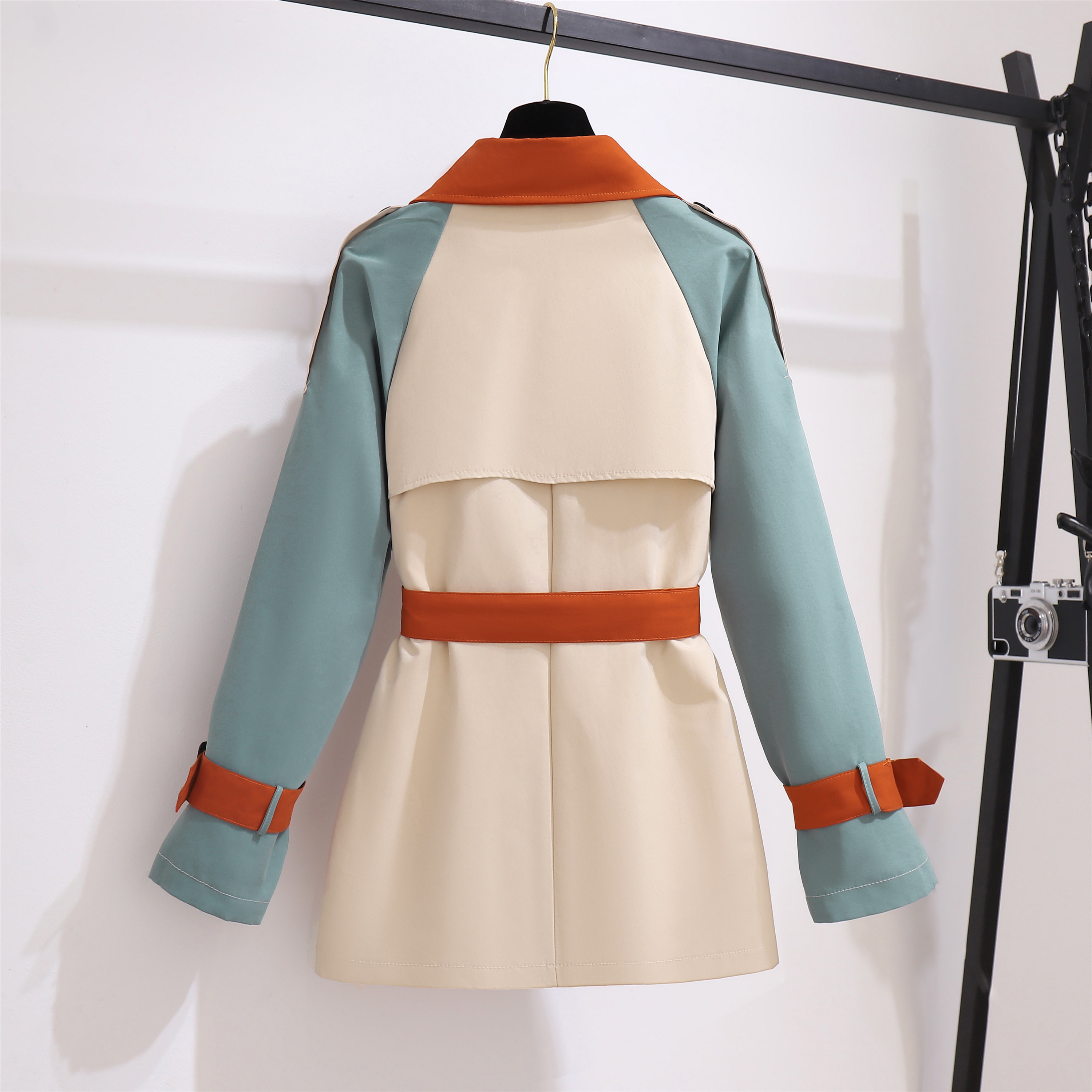 实拍大码女装秋季新款胖mm风衣中长款英伦风宽松显瘦拼色大衣外套