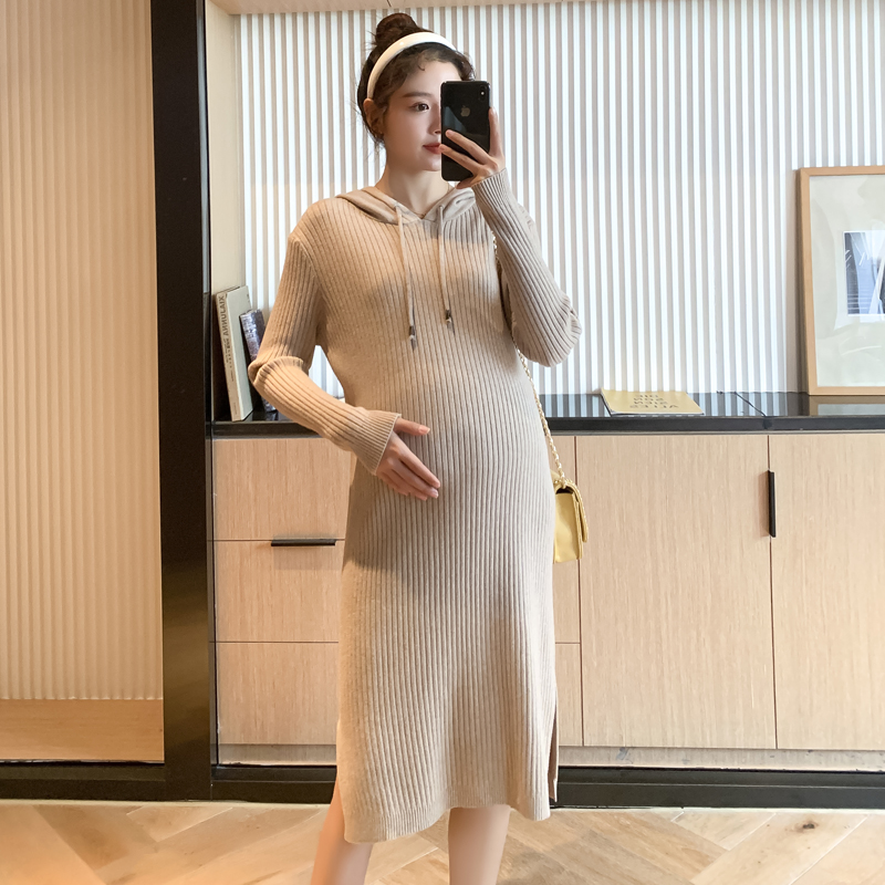 实拍现货2020秋冬新款孕妇过膝连帽针织宽松显瘦大码胖mm包芯纱连衣裙