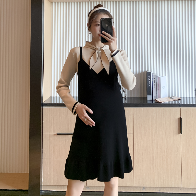 实拍现货2020秋冬新款孕妇韩版时尚法式背带胖mm假两件针织包芯纱大码连衣裙