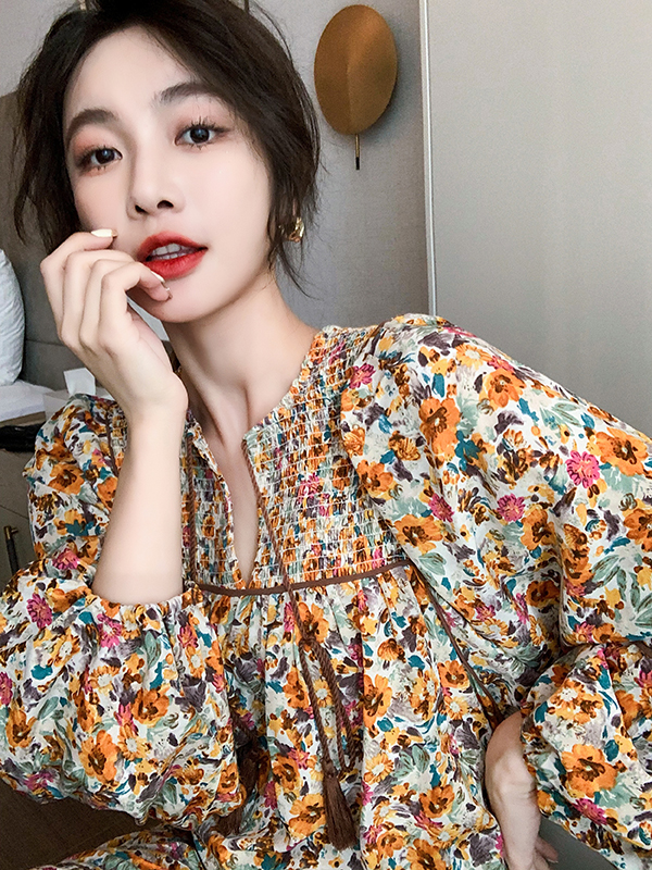 實拍法式復古碎花連衣裙女寬松氣質顯瘦仙氣桔梗短裙 秋季新款