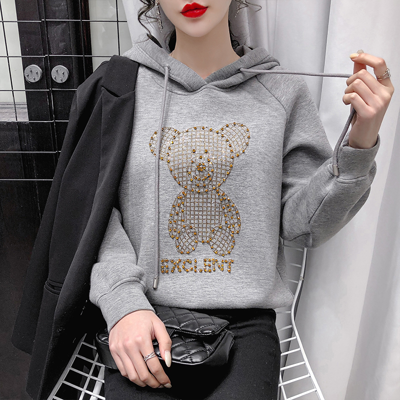 现货实拍 太空棉连帽卫衣女2021早春新款宽松短款重工镶钻上衣