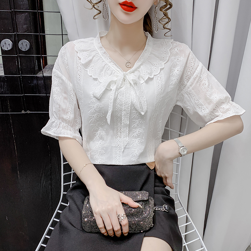 实拍上衣女式小衫新款v领套头短袖洋气2021夏季韩版蕾丝衫