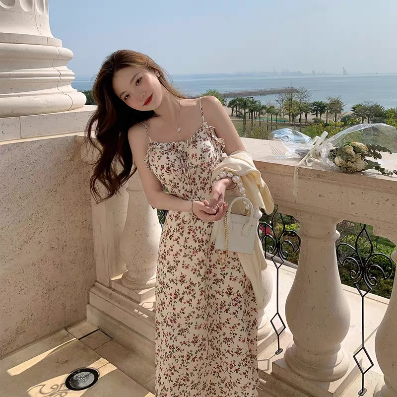 胡楚靓 温莎假日无碎花不春天!吊带裙 抹胸 随便选!