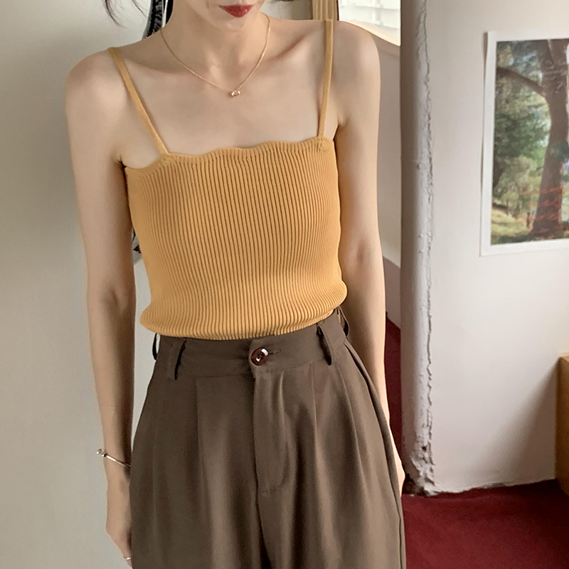 Real shot of small suspenders for women's summer outer wear, retro Hong Kong style with sleeveless tops, Korean style simple inner bottoming knitted vest