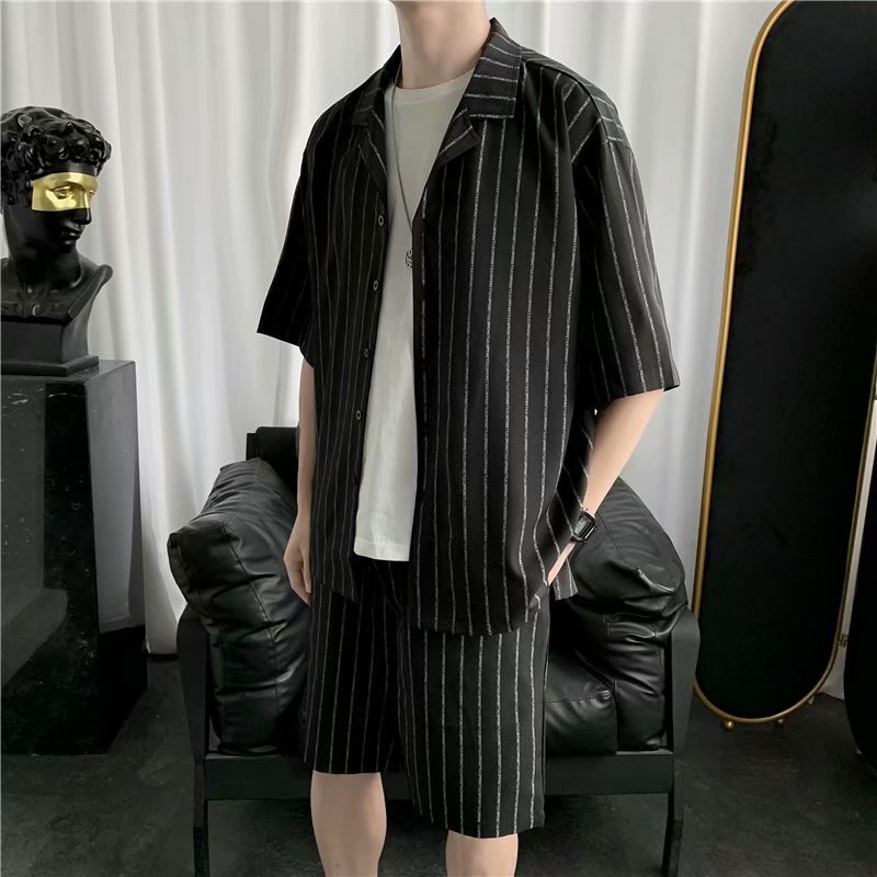 实拍休闲小西服套装男夏季韩版帅气短裤子网红潮牌炸街五分袖西装