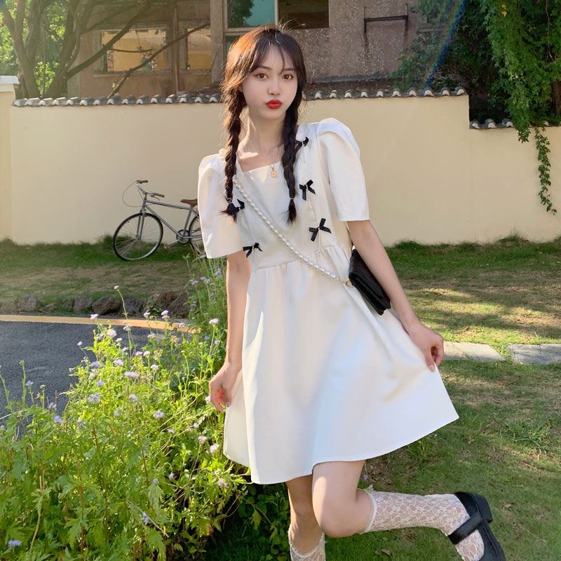实拍～大码女装法式复古洋气钻石链条蝴蝶结气质显瘦方领连衣裙女