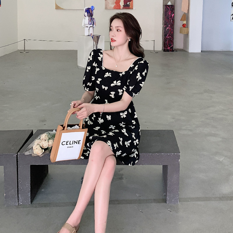 收腰露背绑带连衣裙2021夏季修身蝴蝶结印花小心机短袖A字裙女