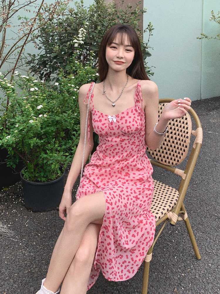 实拍 法式少女浪漫吊带裙碎花裙复古收腰修身显瘦长裙度假连衣裙