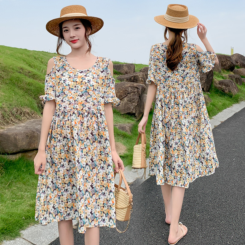实拍 现货 2021孕妇装夏季新款时尚甜美露肩需方碎花连衣裙