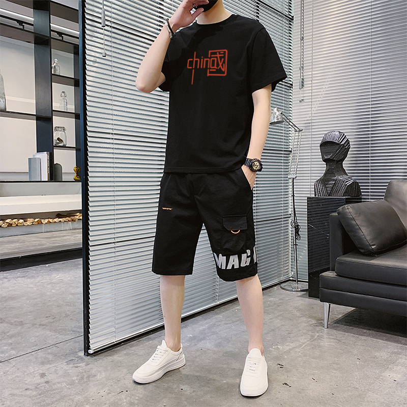 短袖t恤男士夏季新款潮牌潮流搭配帅气青少年运动休闲短裤套装