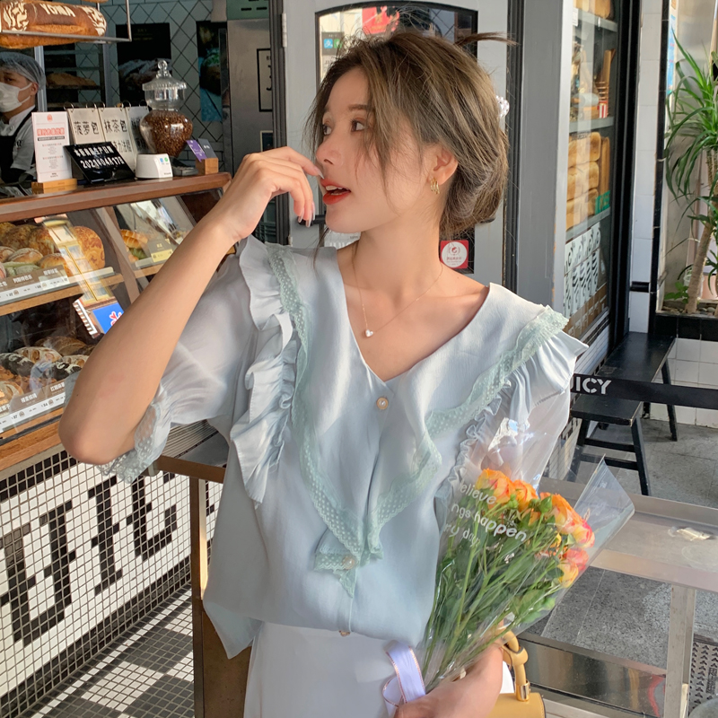 实拍现货好质量v领雪纺衬衫百搭气质宽松荷叶边泡泡短袖蕾丝上衣