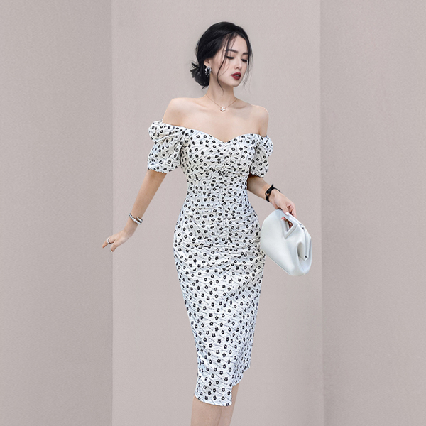 RM4621#春夏新款一字领收腰显瘦包臀性感连衣裙