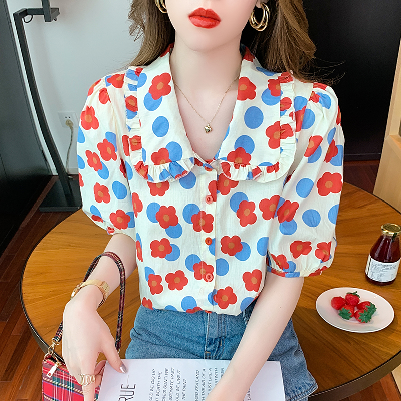 法式复古港风气质娃娃领碎花衬衫女夏季宽松泡泡袖小个子甜美上衣
