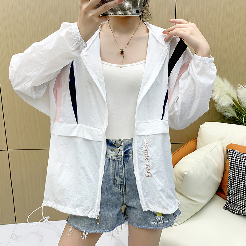防晒衣女夏季薄款2021新款防紫外线透气外套夏薄衫宽松长袖防晒服