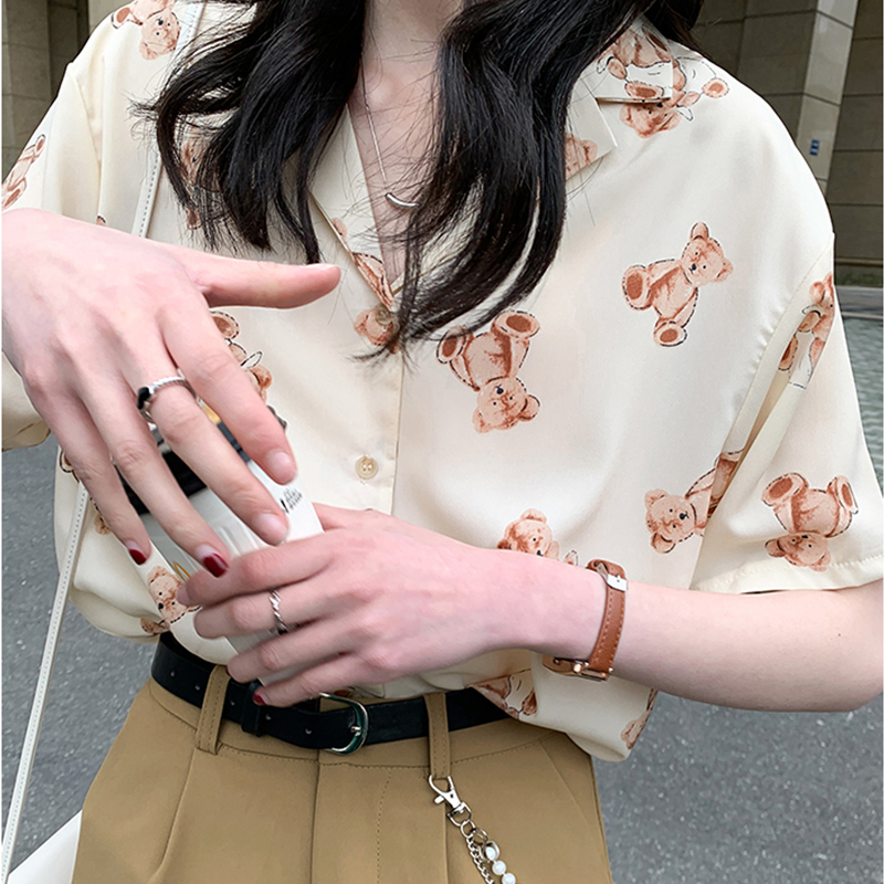 日系卡通印花米色短袖衬衫女学生轻薄上衣2021夏季新款木屋