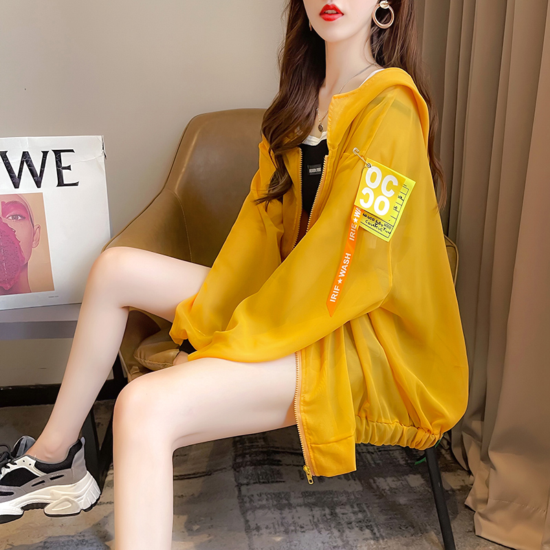 Real shot ice silk sunscreen clothing for women 2021 new summer thin Korean style age reducing versatile loose jacket fashion