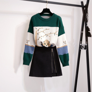 Women's new light aging knitted sweater + Black zipper skirt