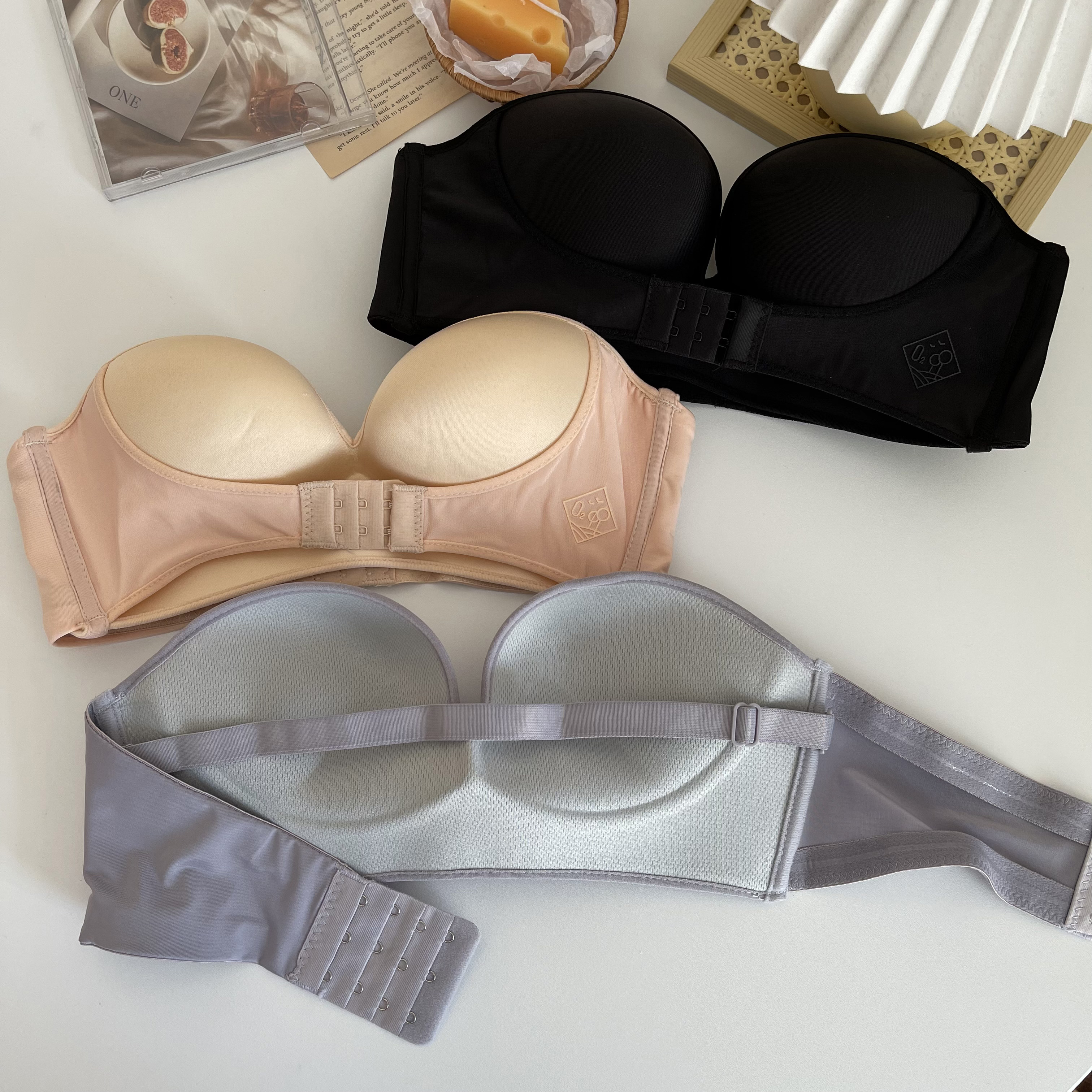 Real price Strapless underwear women gather anti-skid bra underwear small chest invisible bra beautiful back wrapped bra