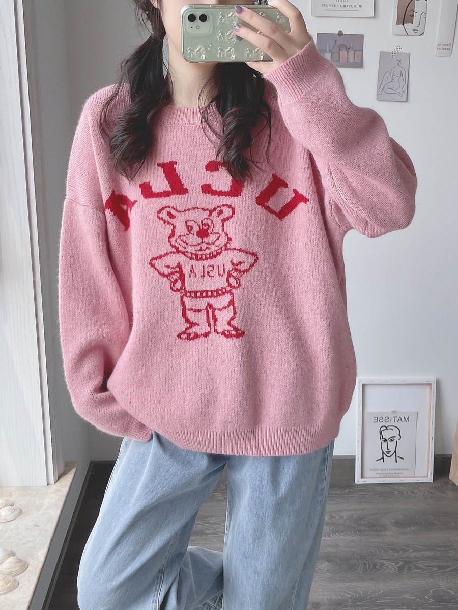 Cute little bear sweater women wear a new Japanese loose soft waxy lazy style sweater in autumn and winter 2021