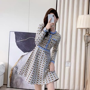 Knitted dress women's spring and autumn small fragrance temperament skirt