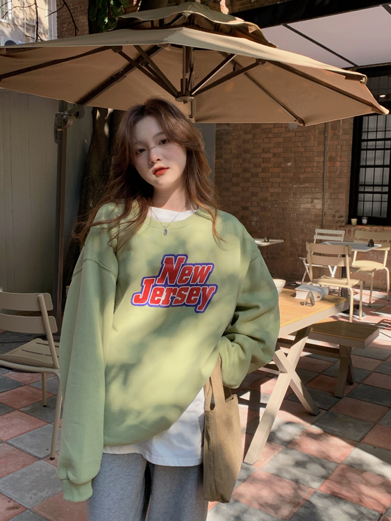 Plush thickened autumn winter round neck lazy wind sweater letter fashion fried Street Korean version ins mustard green top long sleeve
