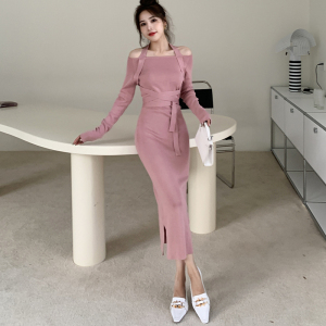 RM24836#法式纯欲风小心机挂脖2021年早秋季新款内搭开叉系带针织连衣裙