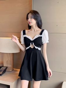 Large bow stitched bubble sleeve dress for women