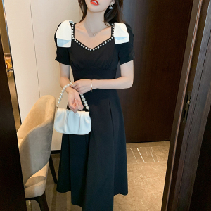 Bowknot dress with square neck and slim black skirt
