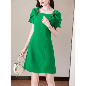 PS28206# 高端气质方领绿色连衣裙夏季高级感设计小个子修身显瘦新款女