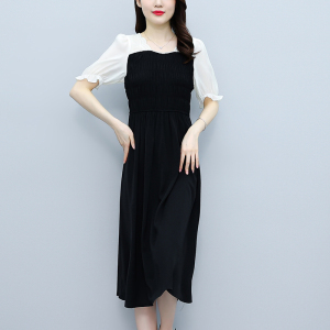 RM8430#赫本风气质黑色显瘦珍珠领拼接连衣裙中长裙子女大码胖mm夏季新款