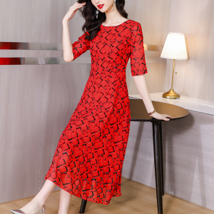 RM16024#夏季红色雪纺碎花连衣裙女长款五分袖2022新款时尚半袖长裙