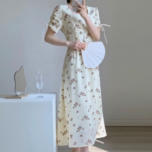 PS41466# 夏季法式碎花波浪领抽绳复古连衣裙独特高级感初恋茶歇裙