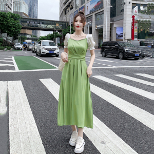 KM21200#法式方领气质赫本风小众设计感温柔风复古高腰连衣裙