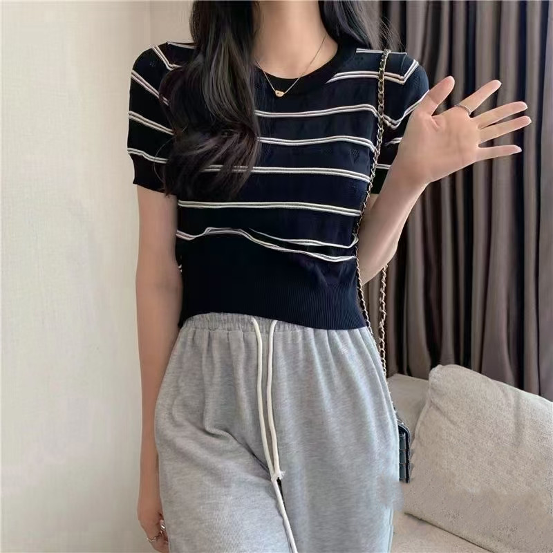 Striped knitted sweater pullover loose outer wear for women summer new style short style age-reducing round neck short-sleeved top
