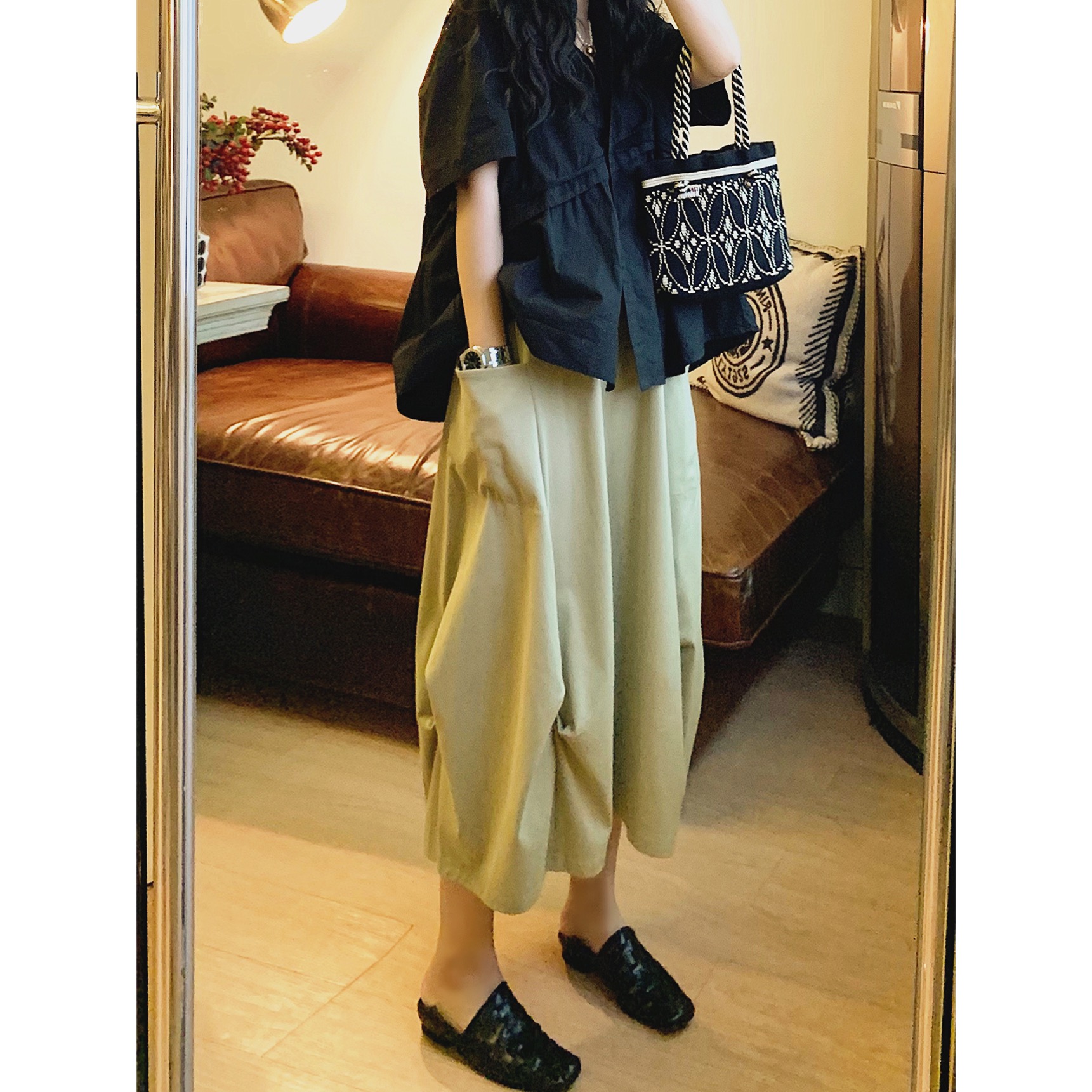 Not a real shot of Wang Zhao slimming ~ 8-piece three-dimensional pocket design irregular high-waisted mid-length skirt