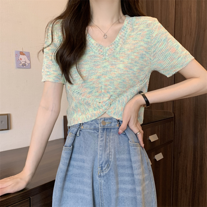 Real price real price Summer new design sense chic and thin V-neck rainbow knitted T-shirt short-sleeved top