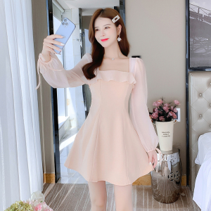 KM30113#法式气质温柔风方领粉色连衣裙女秋高级感小众设计小个子收腰裙子