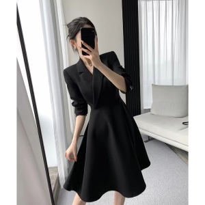 KM21948#黑色连衣裙女2022秋装新款长袖收腰显瘦气质赫本风西装裙