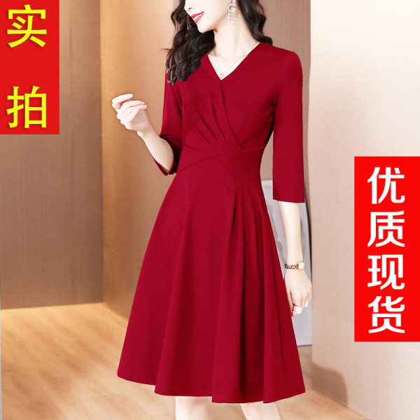 RM22976#红色连衣裙女2023新款秋装法式高端气质显瘦赫本风小红裙