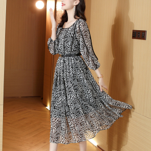 RM1498#春夏季新款法式赫本风长裙子气质收腰长袖碎花连衣裙女装