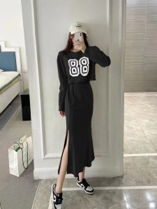 KM20957#韩版洋气印花短款遮肉上衣高腰开叉包臀鱼尾裙两件套潮