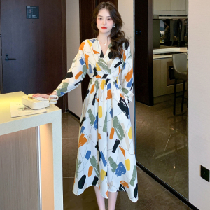 RM22597#连衣裙新款秋季高级感长袖法式复古V领气质收腰显瘦过膝长裙