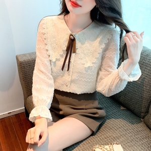 RM403#蕾丝衬衫女2023新款时尚洋气设计法式温柔娃娃领衬衣打底衫