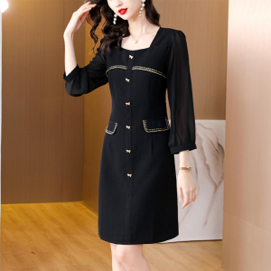 KM21451#黑色连衣裙高级感2022新款mm女设计感小香风中长裙
